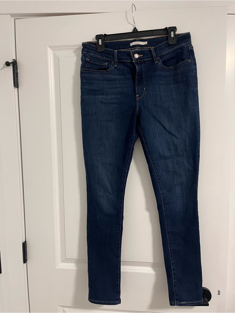 Levi's Women's Dark Indigo Skinny Jeans